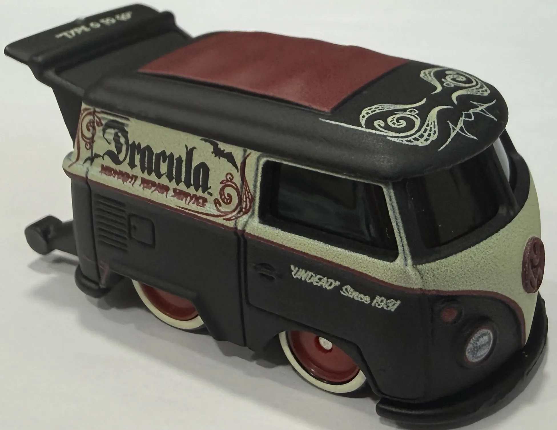 Kool Kombi - Dracula